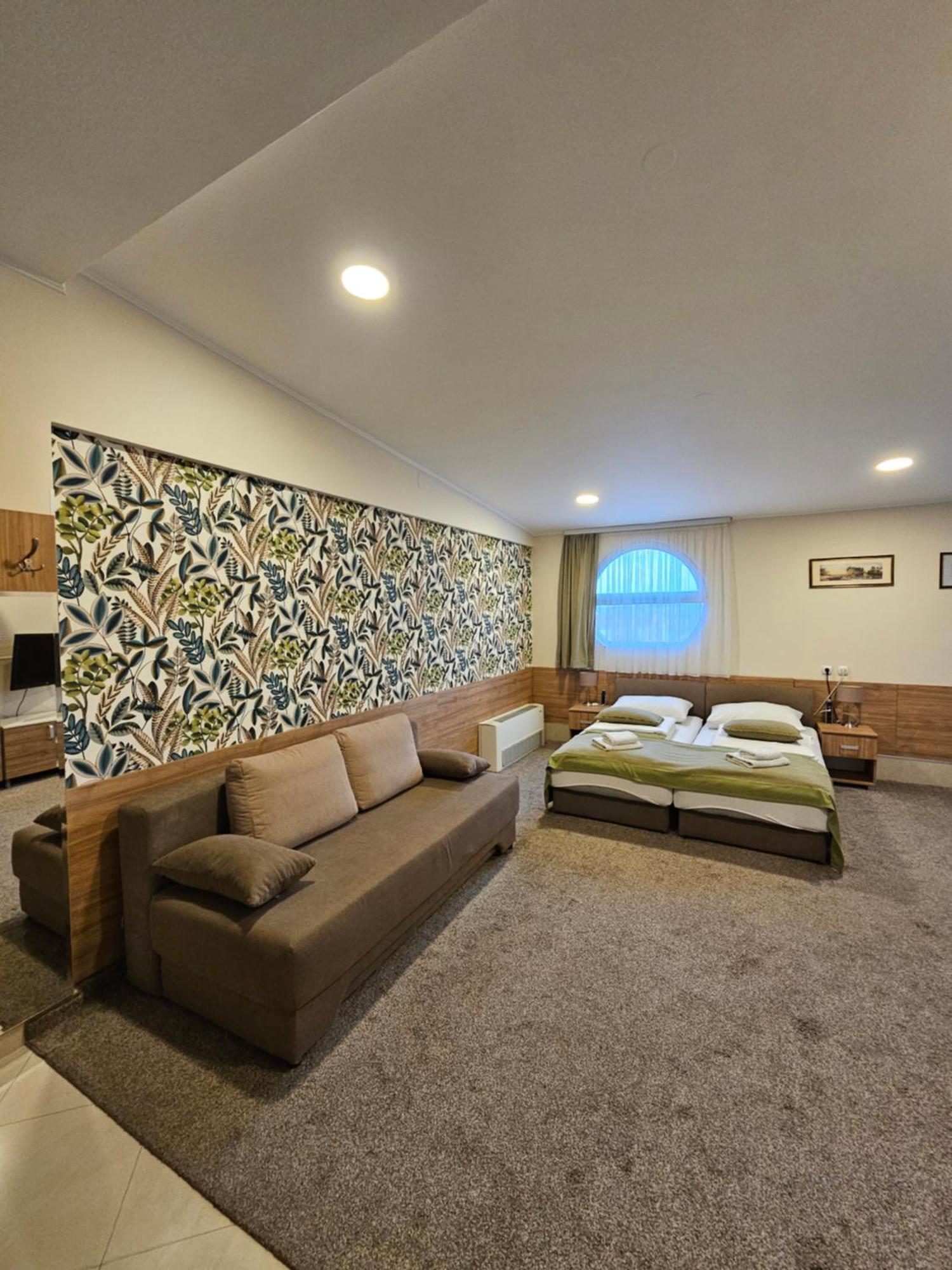 Apartments Alf - Om بانيا لوكا الغرفة الصورة